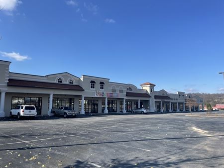Retail space for Rent at Linden Square in Bristol