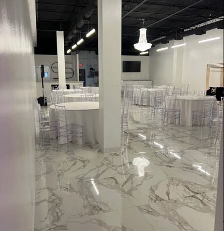 Retail space for Rent at 14 Uvalde Road in Houston