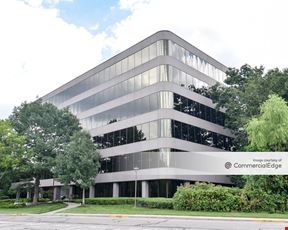 27 Corporate Woods