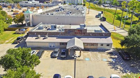 Retail space for Sale at Second-Gen Restaurant | Turnkey Property with Redevelopment Opportunity in Houston