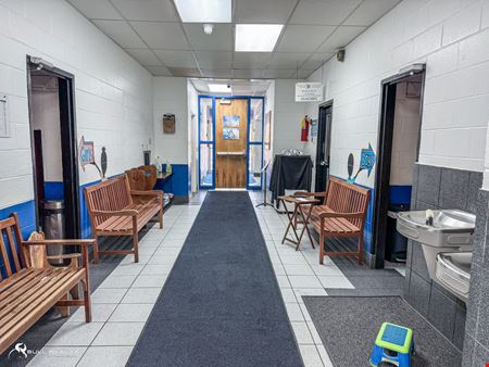 School Building Opportunity | ±16,992 SF