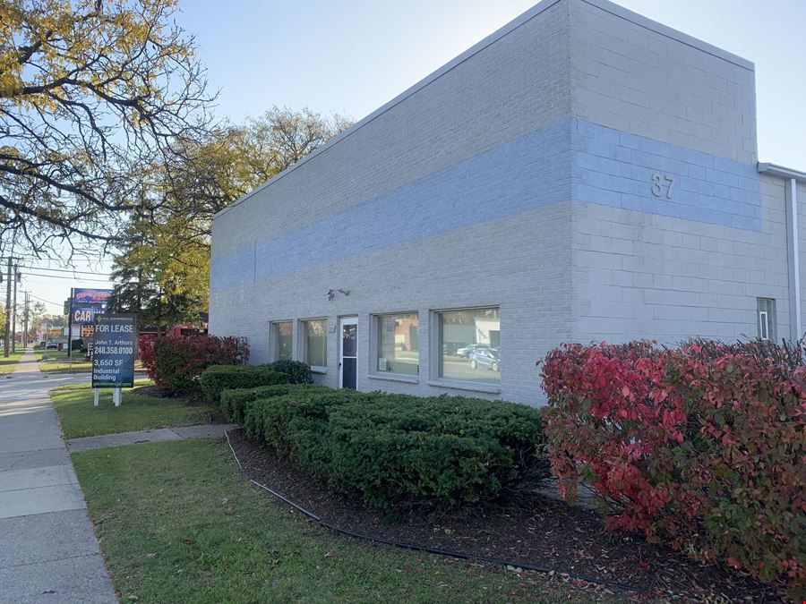 3720 E 10 Mile Rd