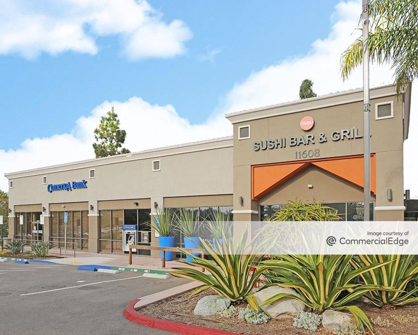 Carmel Mountain Plaza