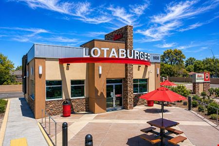 Retail space for Rent at Blake's Lotaburger Sublease in Tucson