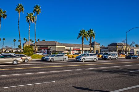 Retail space for Rent at Dobson Rd & Guadalupe Rd | The Pavilions in MESA