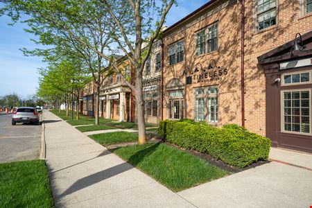 150 E Main St