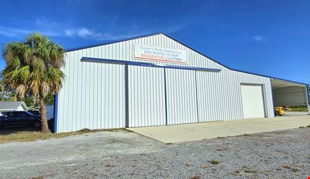 Industrial space for Sale at High Visibility , Recently Renovated Light Industrial! in Palmetto