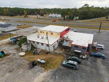 2525 N Young Blvd - Thriving Restaurant