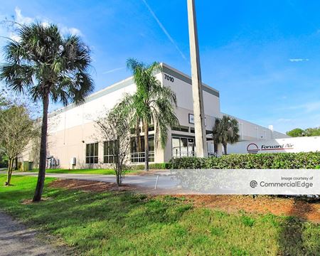 Industrial space for Rent at Expressway Commerce Center Building B in Tampa