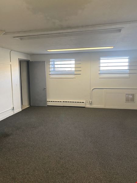 Retail space for Rent at 1433 W. Lake Street, Minneapolis, MN 55408 in Minneapolis