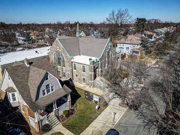 23 Frazer Avenue