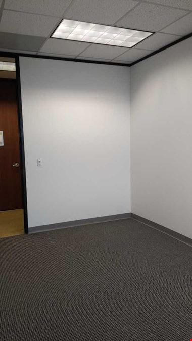 Workstyle Flexible Spaces - 6671 Southwest Freeway