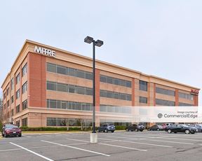 Quantico Corporate Center - 925 Corporate Drive