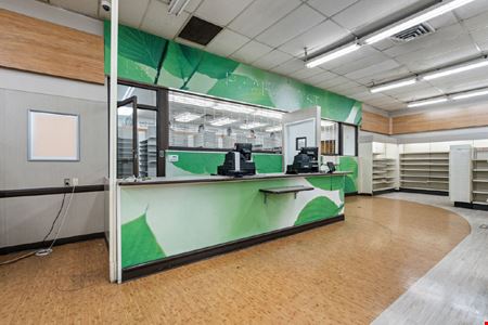 1701 Airline Hwy Unit 100