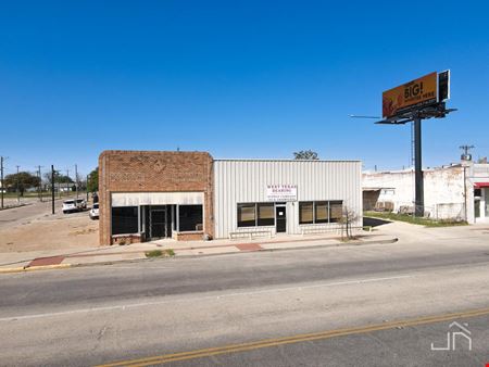 Retail space for Sale at 303 N Chadbourne St in San Angelo