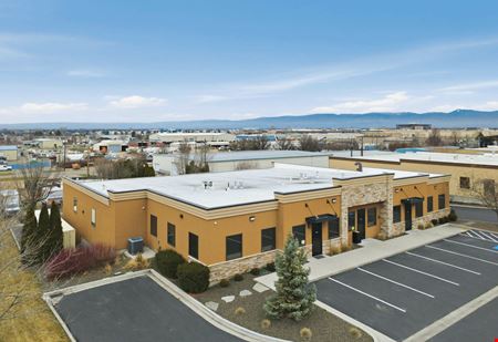 QUALITY MERIDIAN INDUSTRIAL FLEX BUILDING FOR SALE