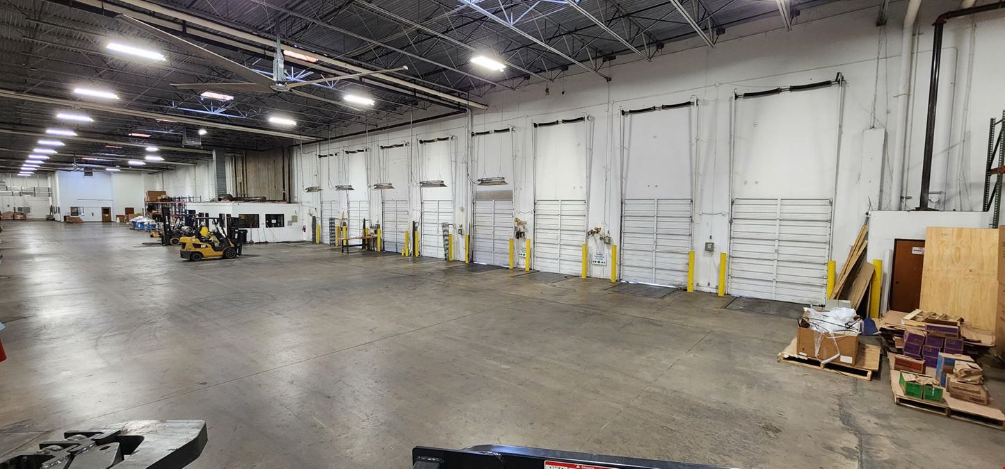 Dallas, TX Warehouse for Rent 1593 50050,000 sq ft 4030 Mint
