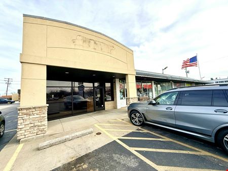 1,420 SF Restaurant / Retail Building For Lease in Northeast Springfield