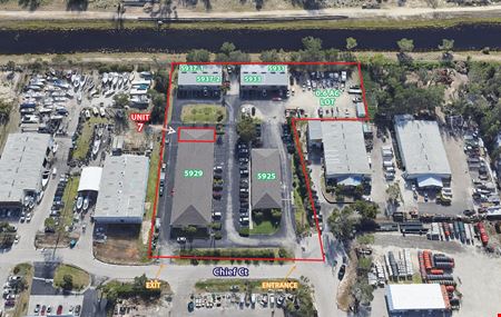 Commercial space at Office / Warehouse in Fort Myers