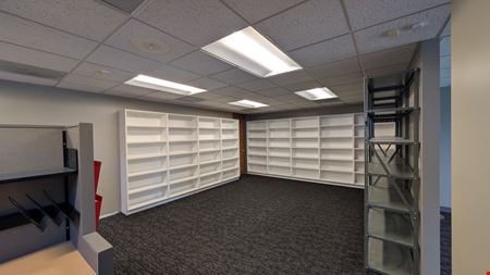 HYDE PARK SMALL OFFICE SUITE