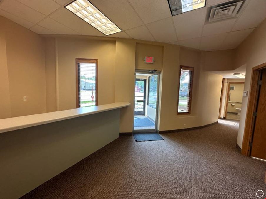 342 Belgrade Ave, North Mankato, MN 56003