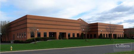 Industrial space for Rent at 4,800 SF Availability at Twinbridge Center in Pennsauken