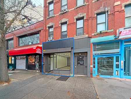 Retail space for Rent at 1,300 SF | 202 7th Avenue | New 12 FT Glass Storefront with Basement + Backyard for Lease in Brooklyn