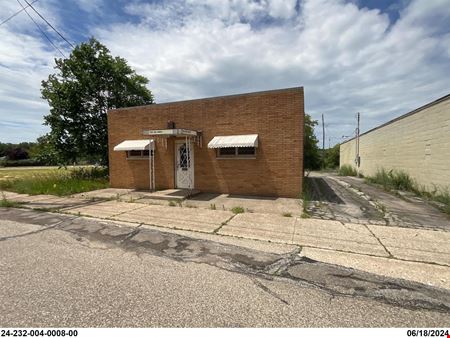 Office space for Sale at 1987 Sanford St in Muskegon