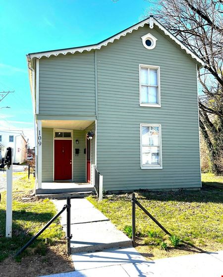BACK ON THE MARKET — DOWNTOWN WINCHESTER INVESTMENT PROPERTY 109 S. Kent Street, Winchester, VA $229,900