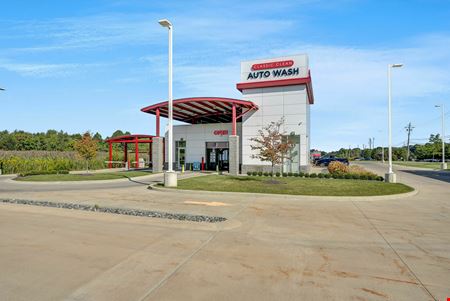 Retail space for Sale at 2606 Green Rd in Madison