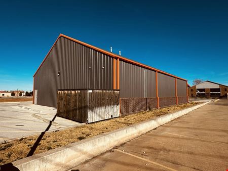 3950 Catclaw Drive - Freestanding Building