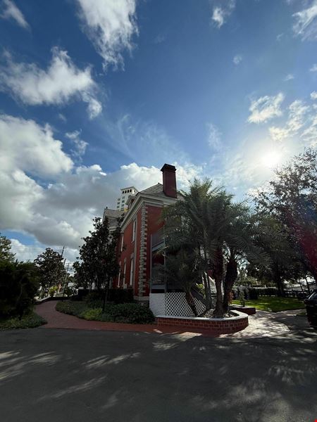 Iconic Hyde Park Investment