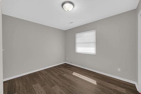 1623 Portage