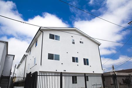 Multi-Family space for Sale at 10-Unit Multi-Family Buildings in Los Angeles