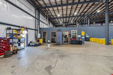 Sublease: Heavy-Duty Trucking Facility Near I-20 & I-30