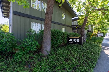 Mid Century Modern Style Multi Tenant Office