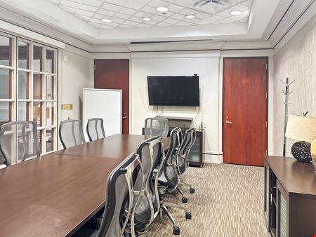 Regus - Brentwood - Center