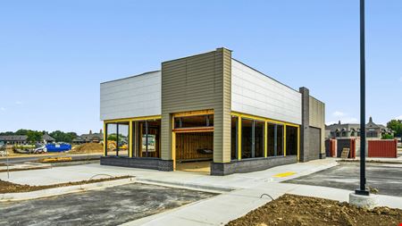 Retail space for Sale at Chipotle – Olympia Fields, Oconomowoc, WI | 15-Year NN+ Lease in Oconomowoc