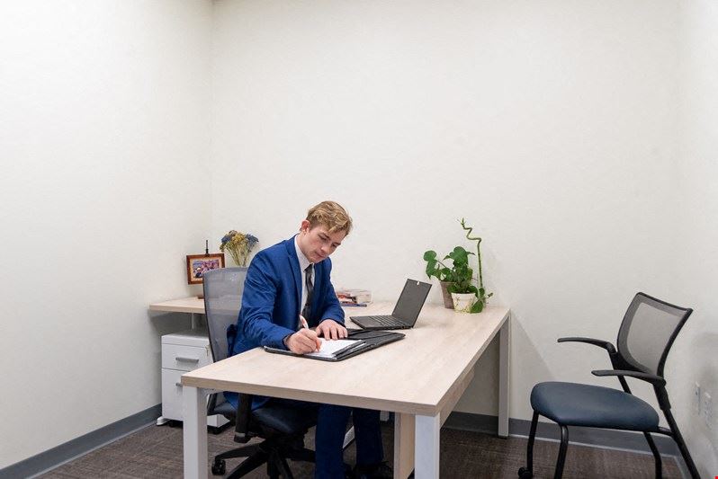 Office Evolution - Fishers