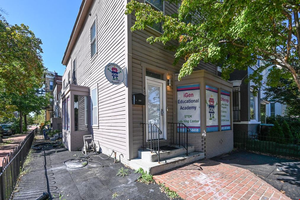 400 8th St NE