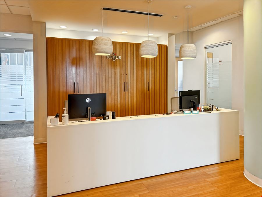 Regus - Des Moines - West Glen Town Centre
