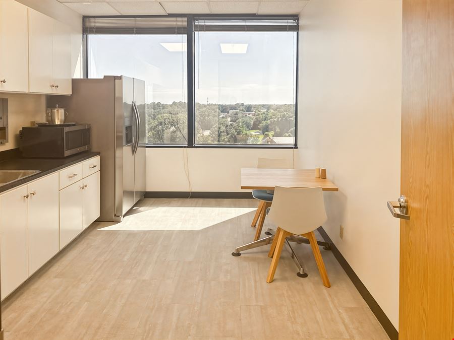 Regus - Lafayette - W Pinhook Rd