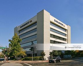 900 Veterans Blvd
