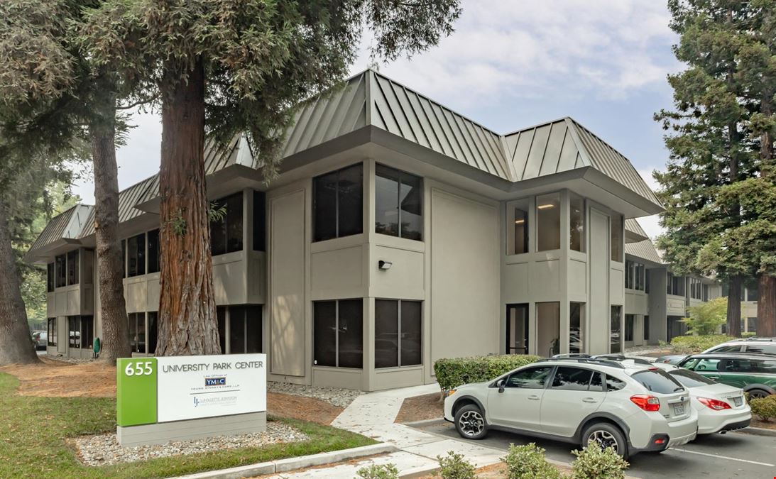 655 University Ave
