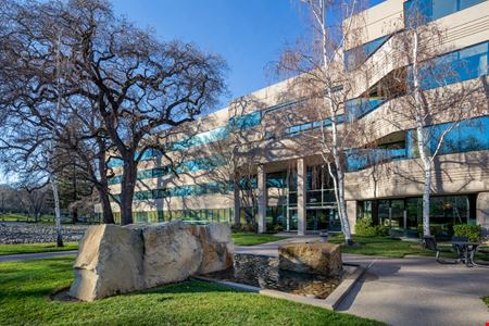 Gateway Oaks I - 2150 River Plaza