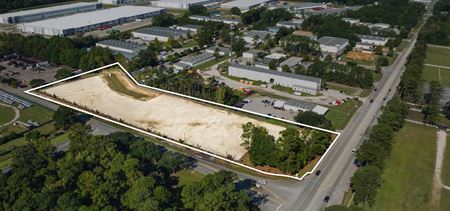 Commercial space at Ladson Commerce Center (LCC) in Ladson