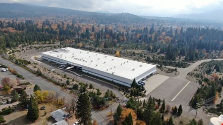 I-5 Industrial Building & Land