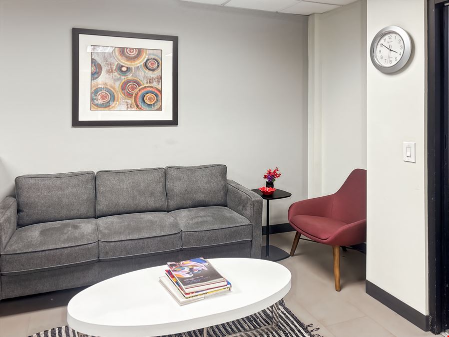Regus - Melville - Broadhollow Rd