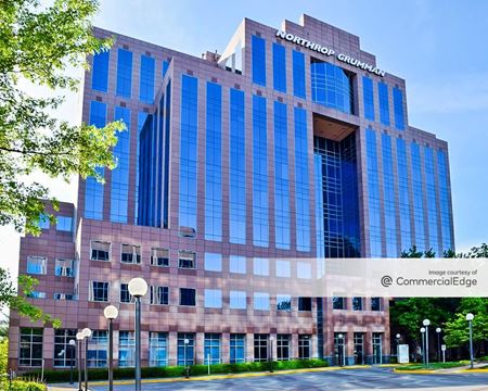 Office space for Rent at Dulles Corner in Herndon