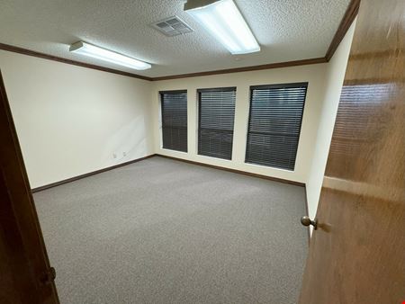 1617 Greenbriar Place
